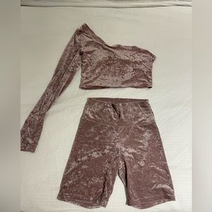 TNA WORKOUT VELOUR SET